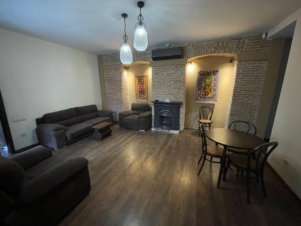 Apartment Tamarioni Tbilisi Eksteriør bilde